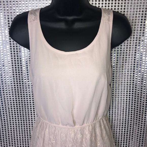Dresses & Skirts - Size Small Cream Lace High Low Dress